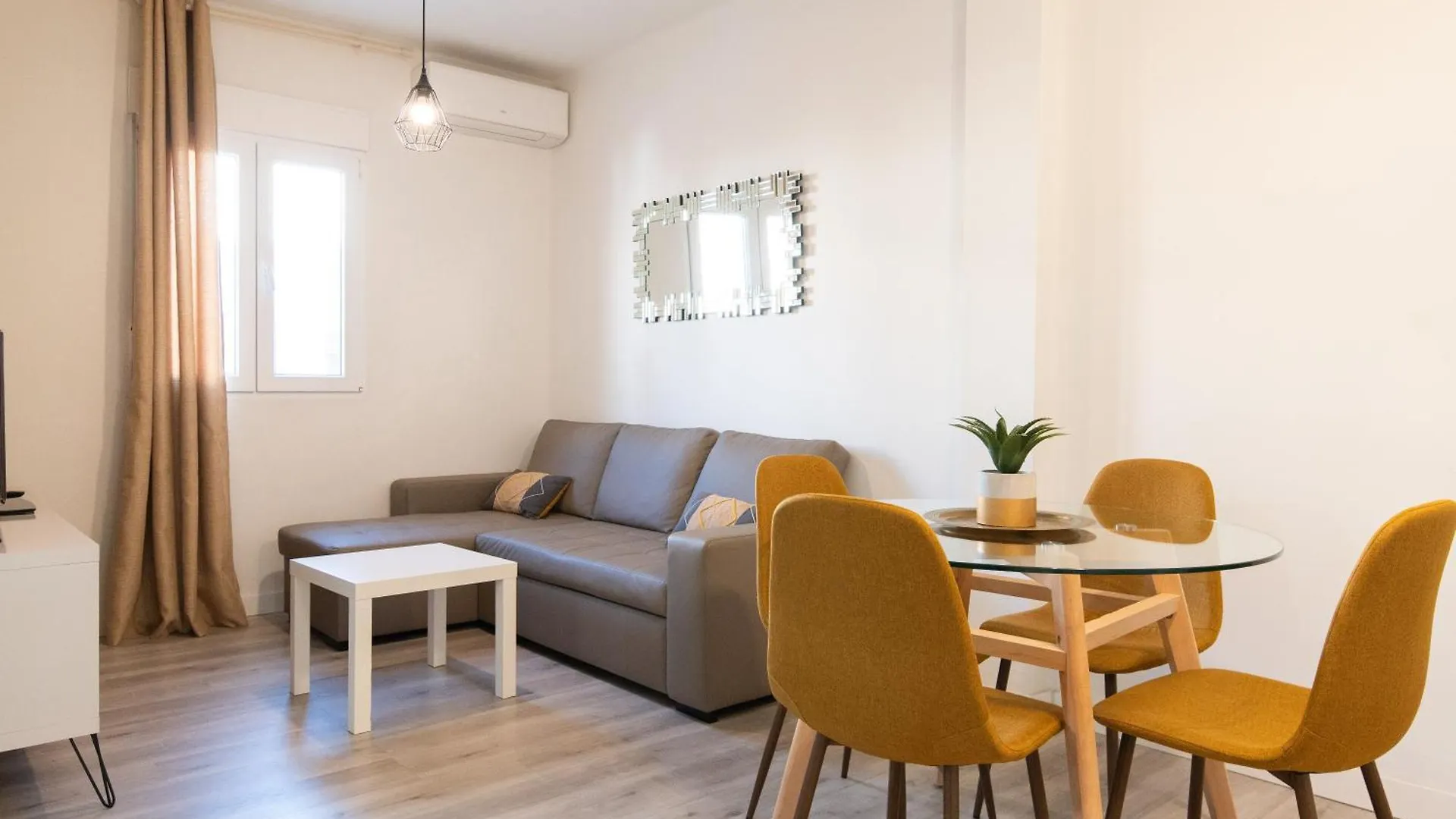 Apartamento Triana Habitame Inmobiliaria Seville