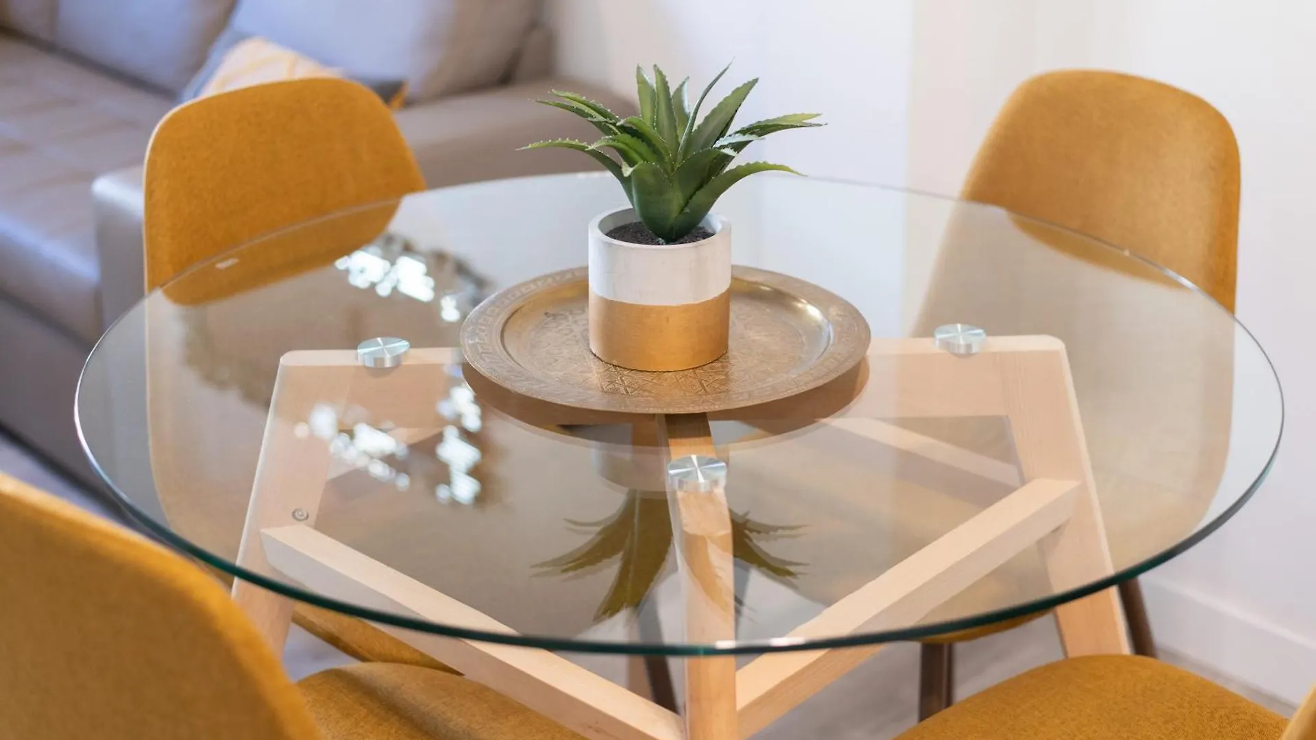 Apartamento Triana Centro dos dormitorios a estrenar Sevilla España